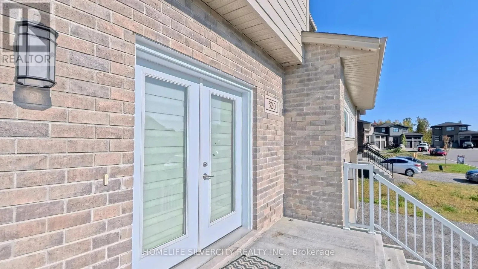520 BONAVENTURE COURT