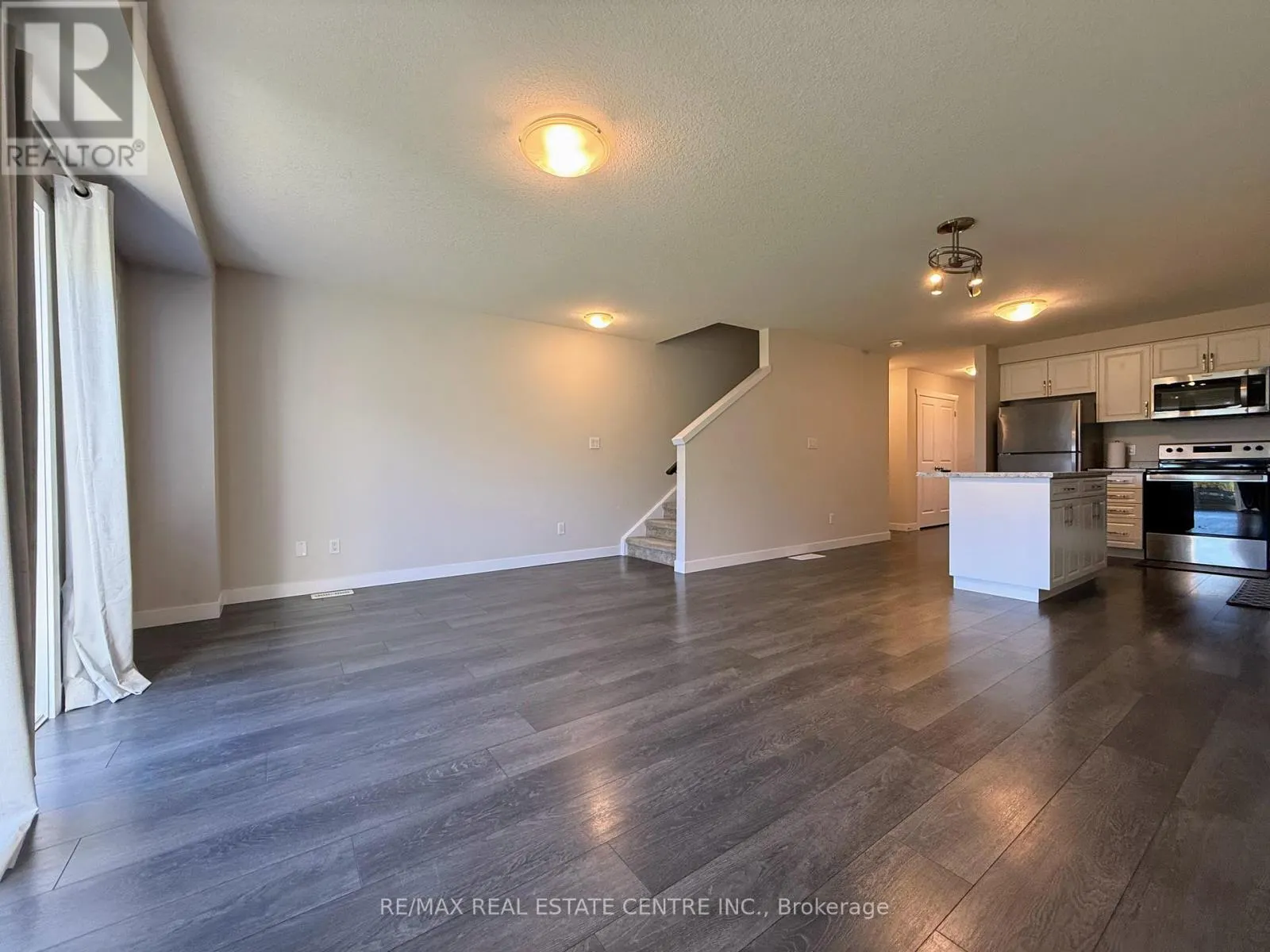 71 WILKINSON AVENUE