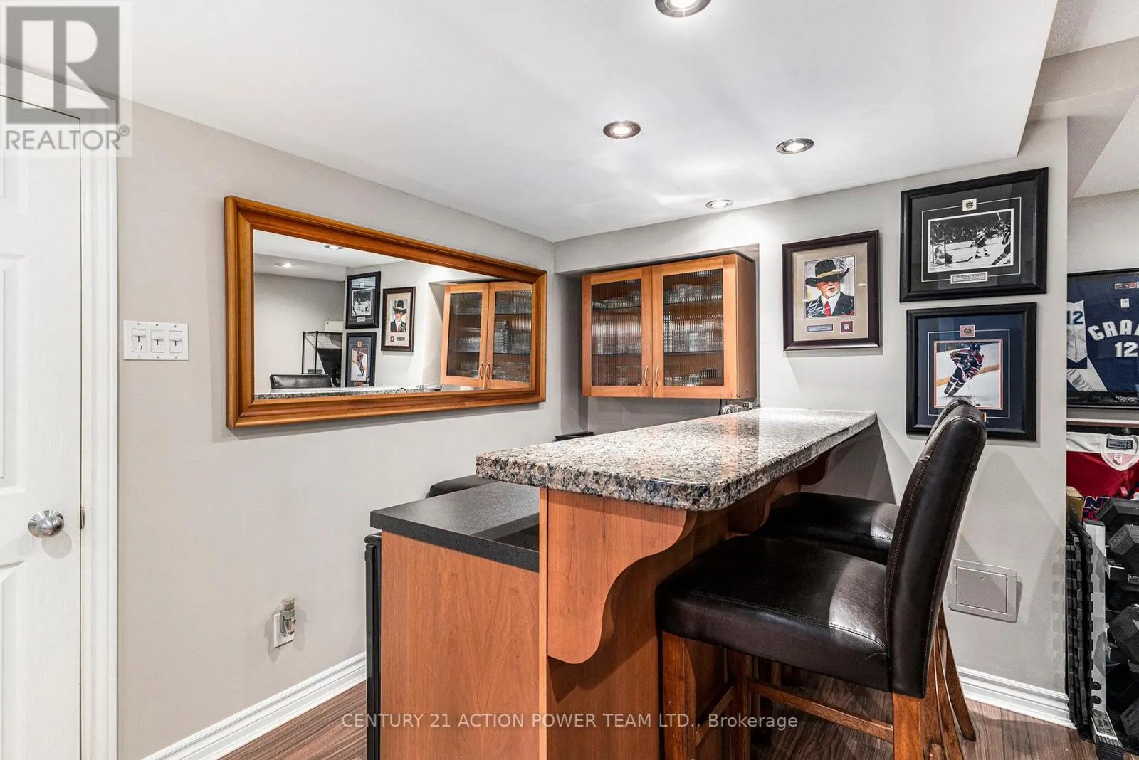 1017 SHEENBORO CRESCENT