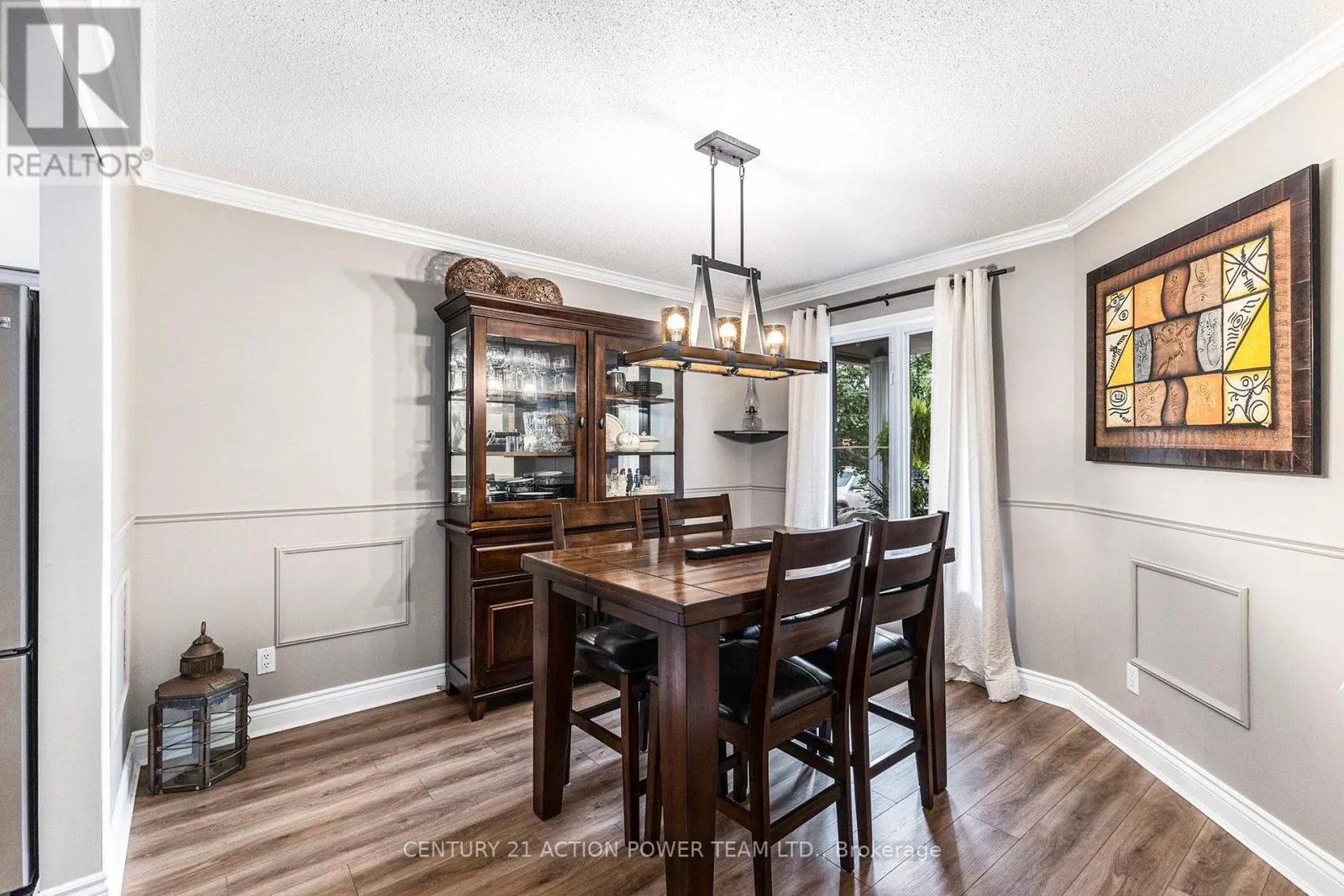 1017 SHEENBORO CRESCENT