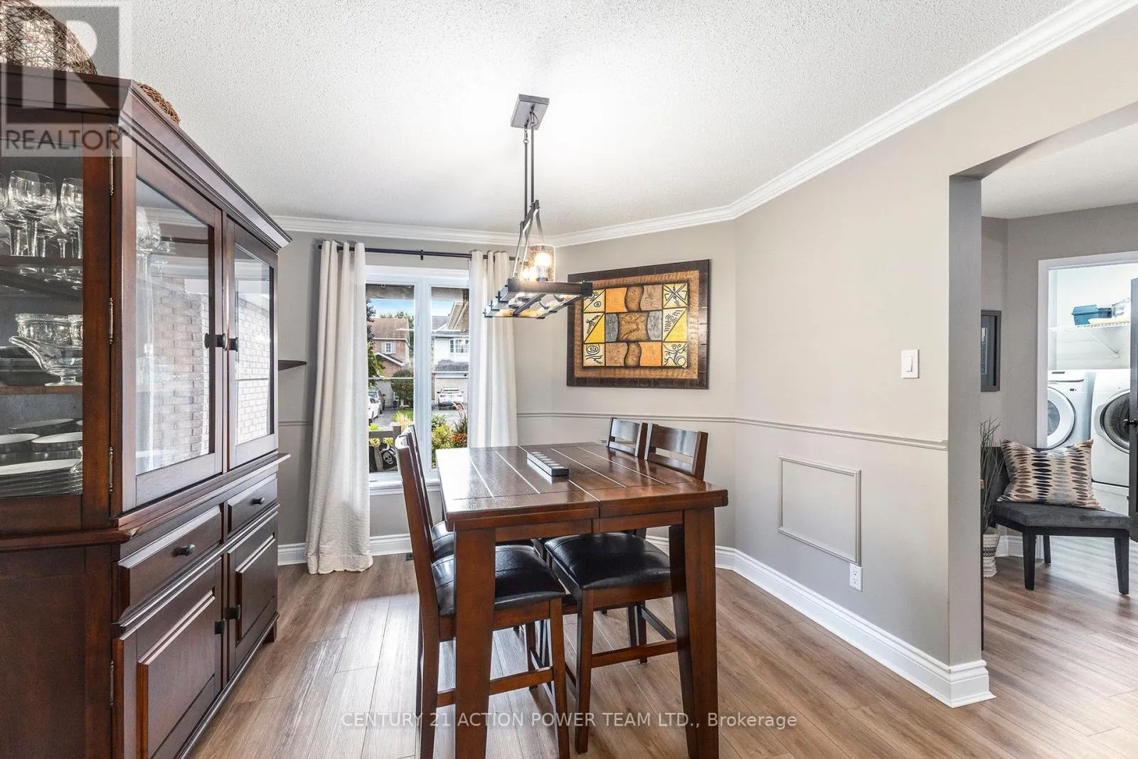 1017 SHEENBORO CRESCENT