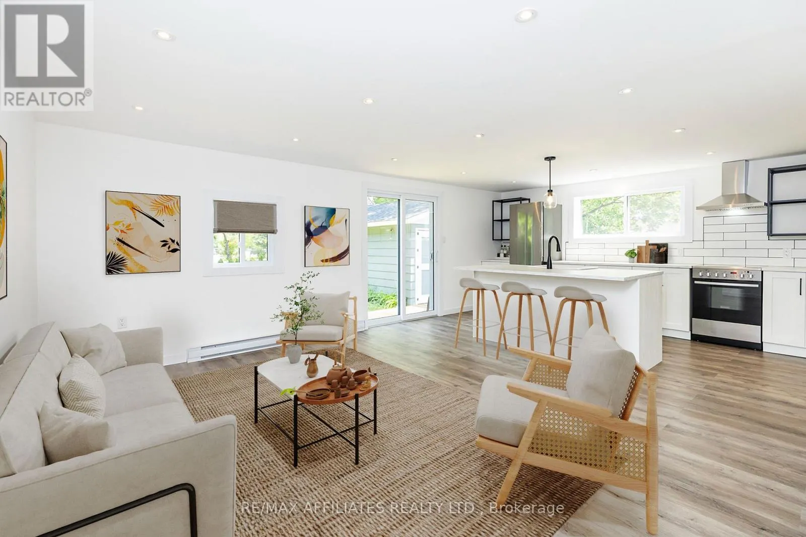 45 DRUMMOND STREET W