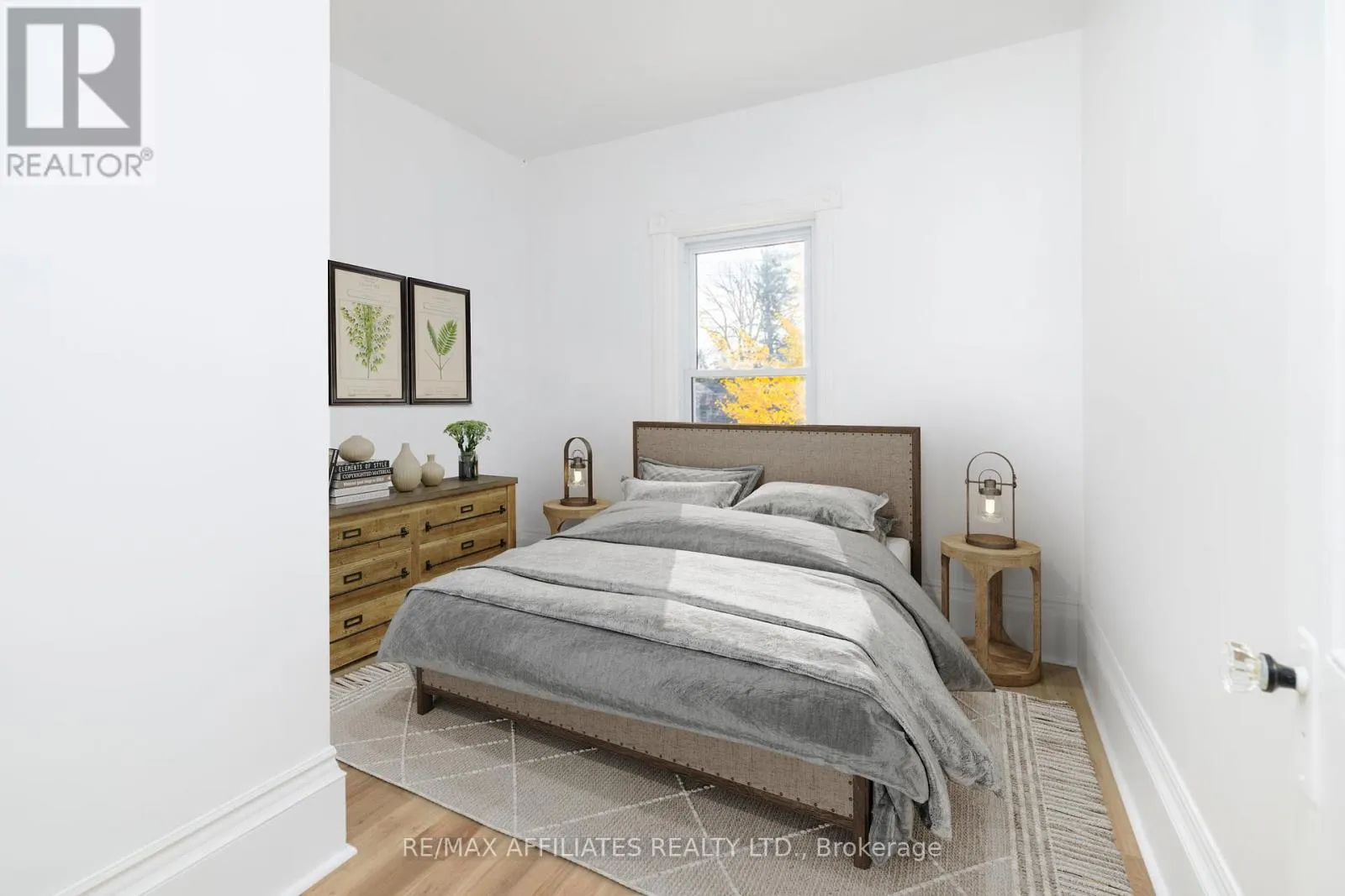 45 DRUMMOND STREET W