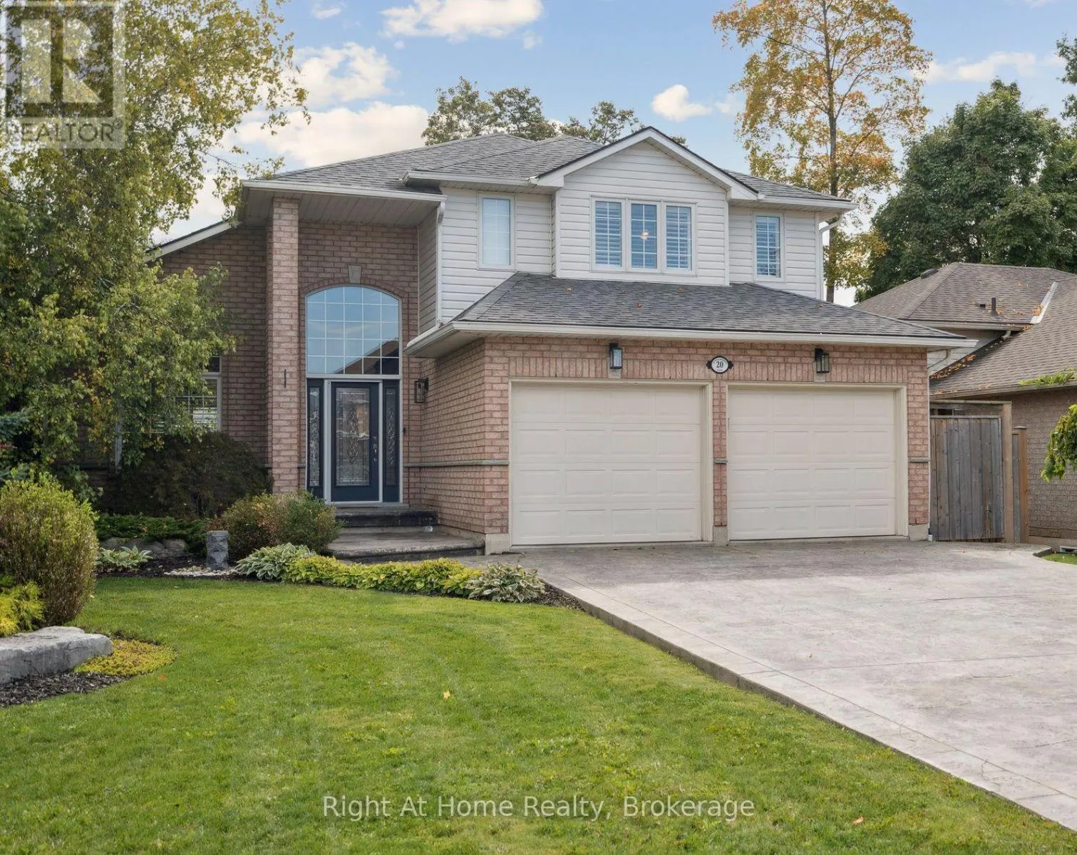 20 SCOTTSWOOD LANE