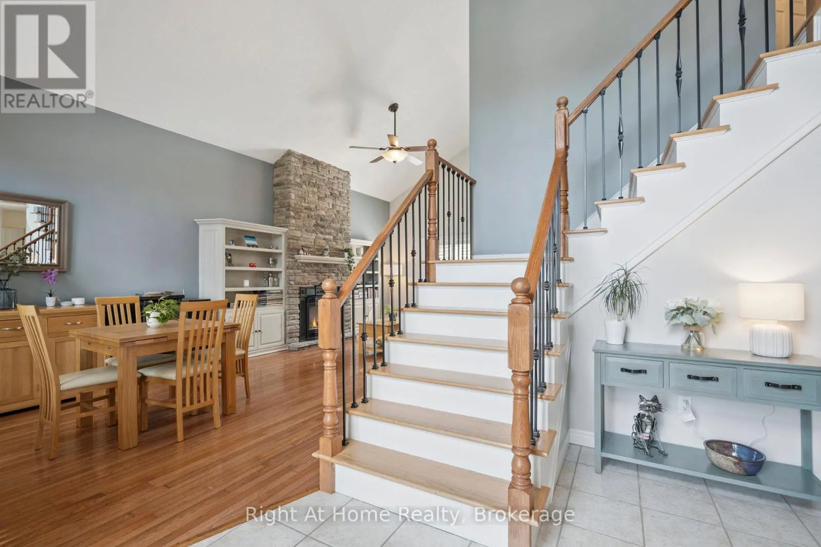 20 SCOTTSWOOD LANE
