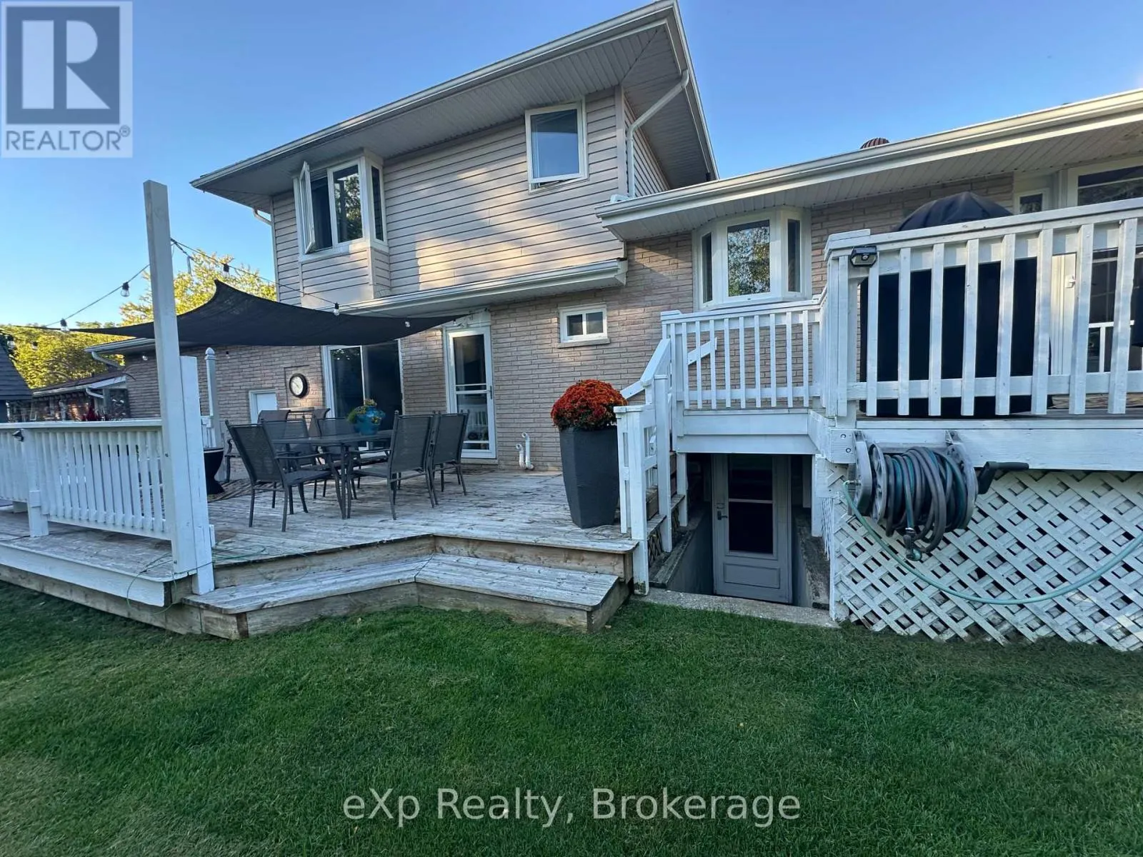 470 WILLIAMSBURG STREET