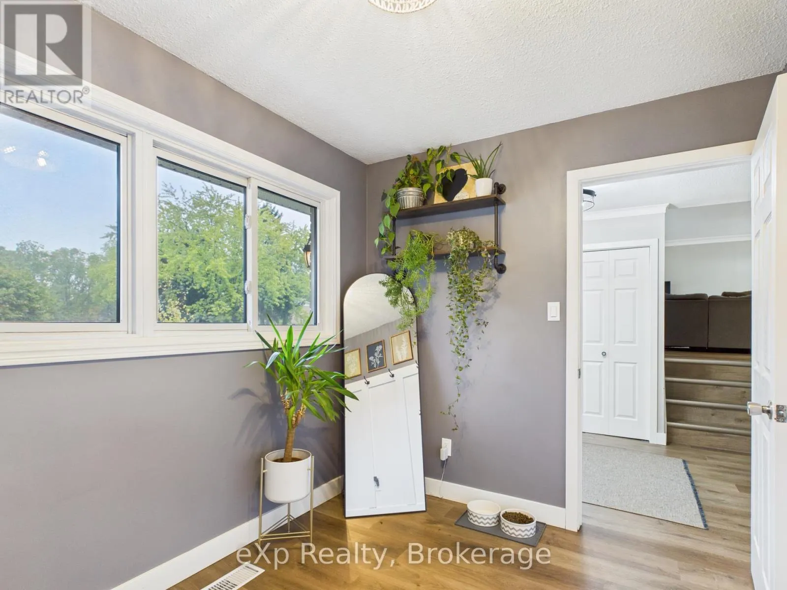 470 WILLIAMSBURG STREET