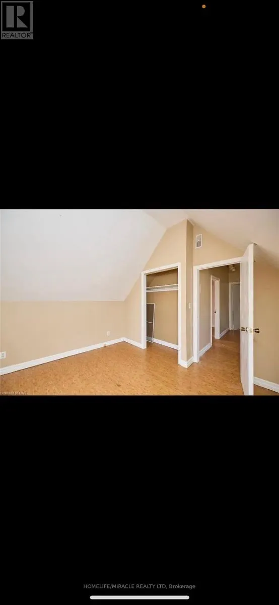 UPPER - 4679 SECOND AVENUE