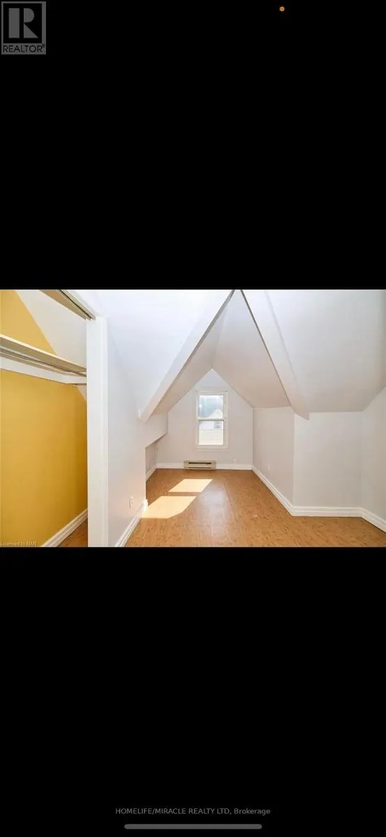 UPPER - 4679 SECOND AVENUE