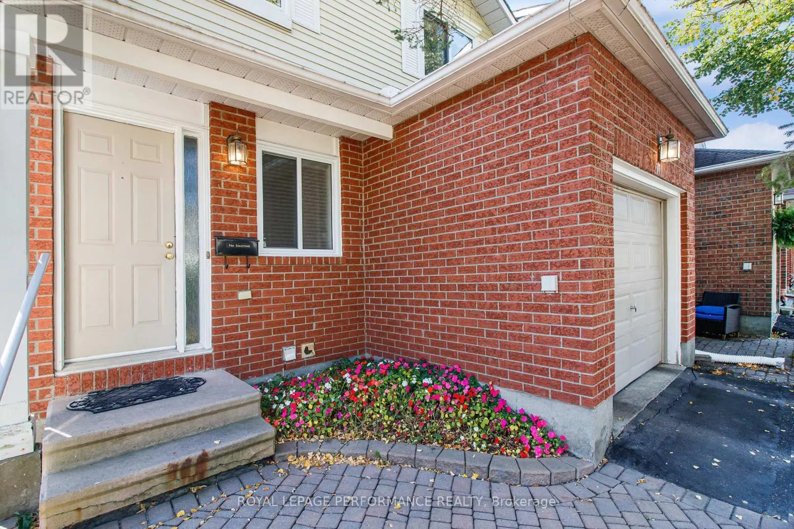 170 MIDSUMMER TERRACE