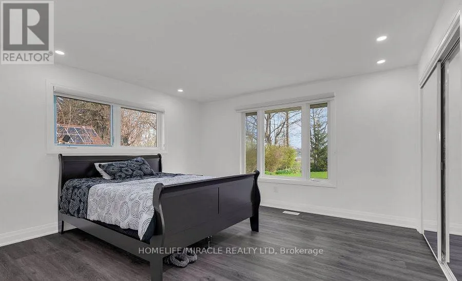 3035 NIAGARA PARKWAY