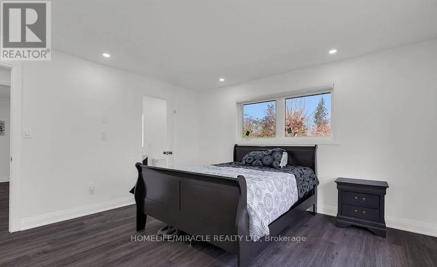 3035 NIAGARA PARKWAY