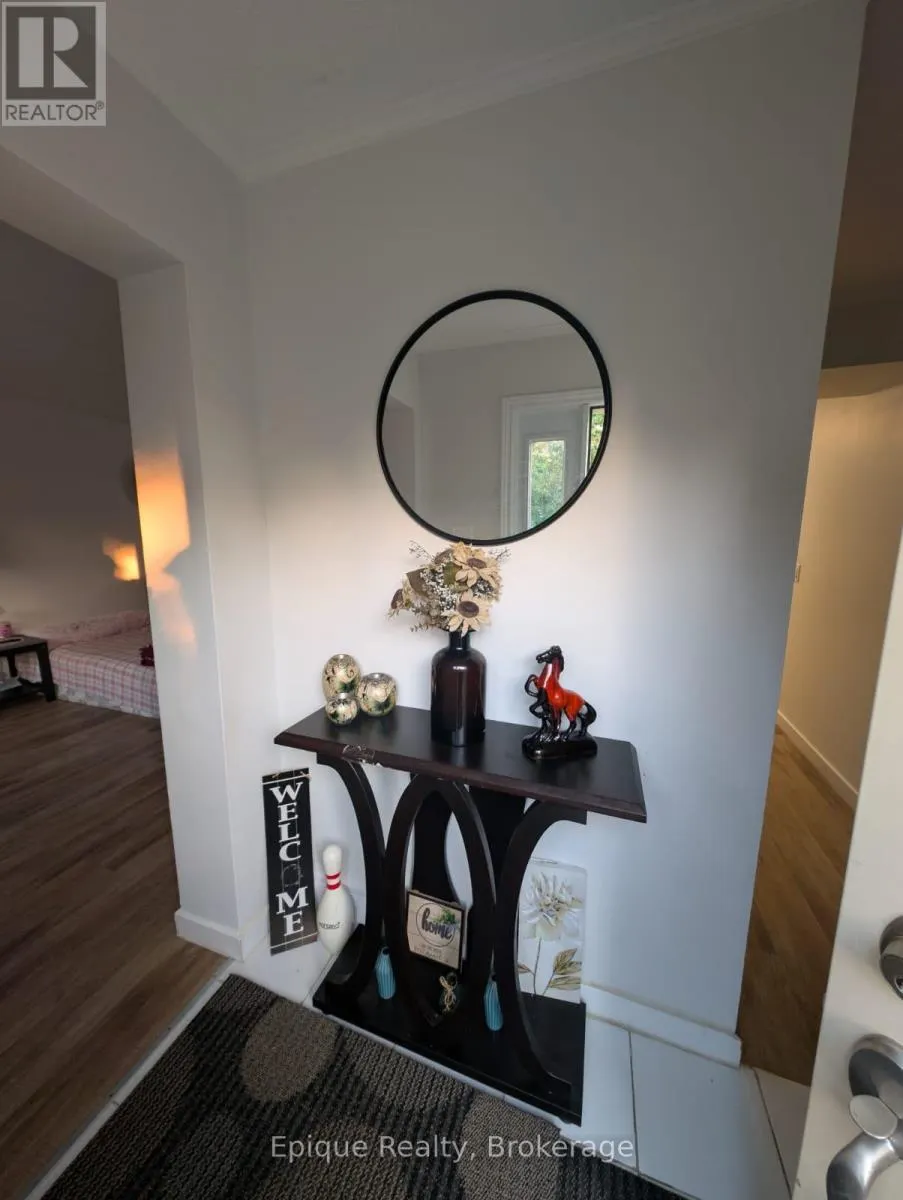 9 - 30 GREEN VALLEY DRIVE