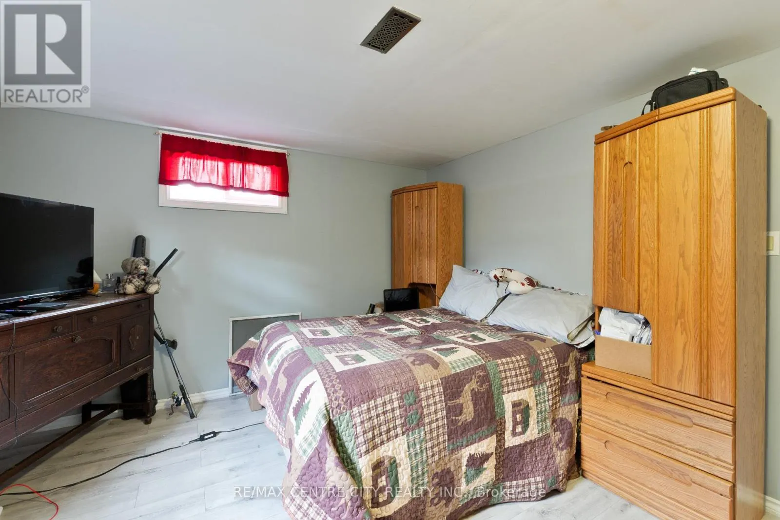 168 FAIRVIEW AVENUE