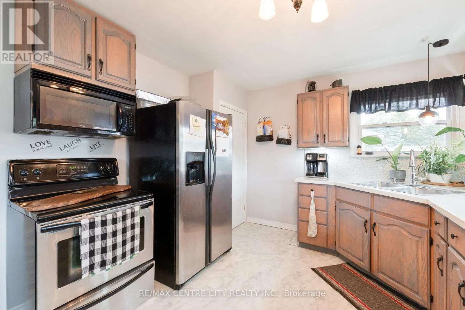 168 FAIRVIEW AVENUE