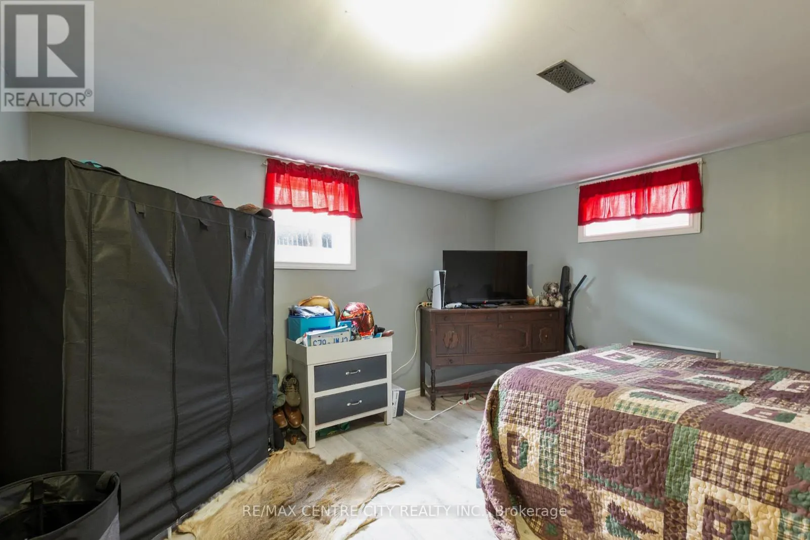 168 FAIRVIEW AVENUE