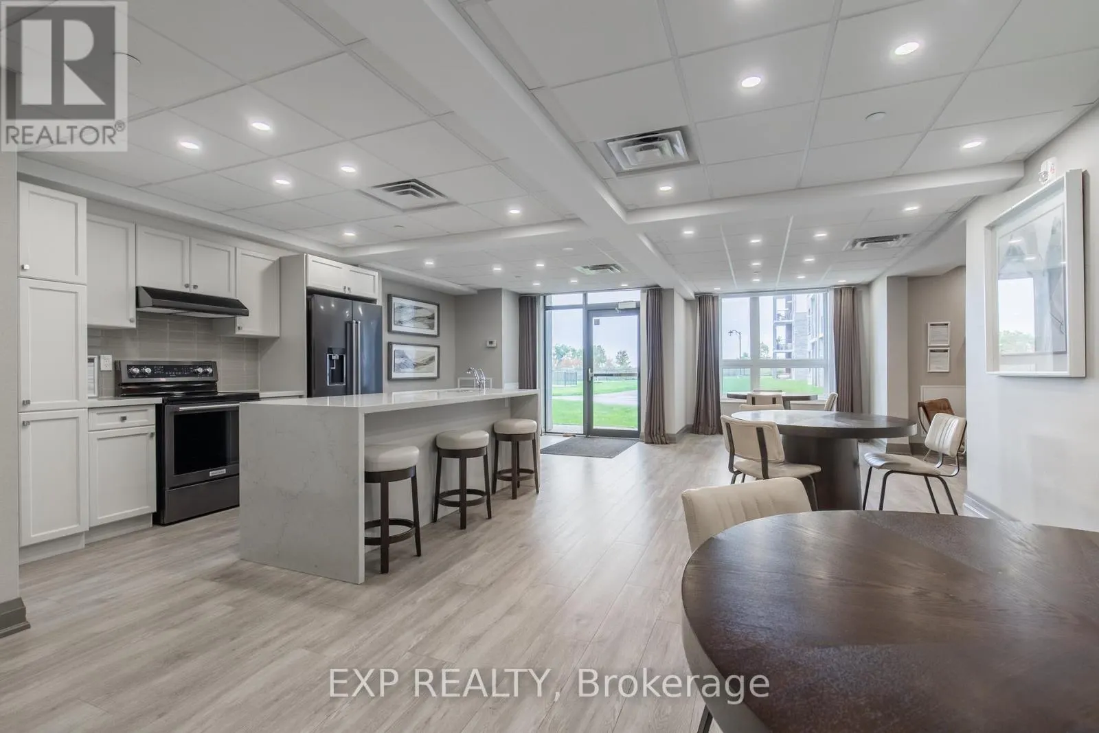 620 - 101 SHOREVIEW PLACE