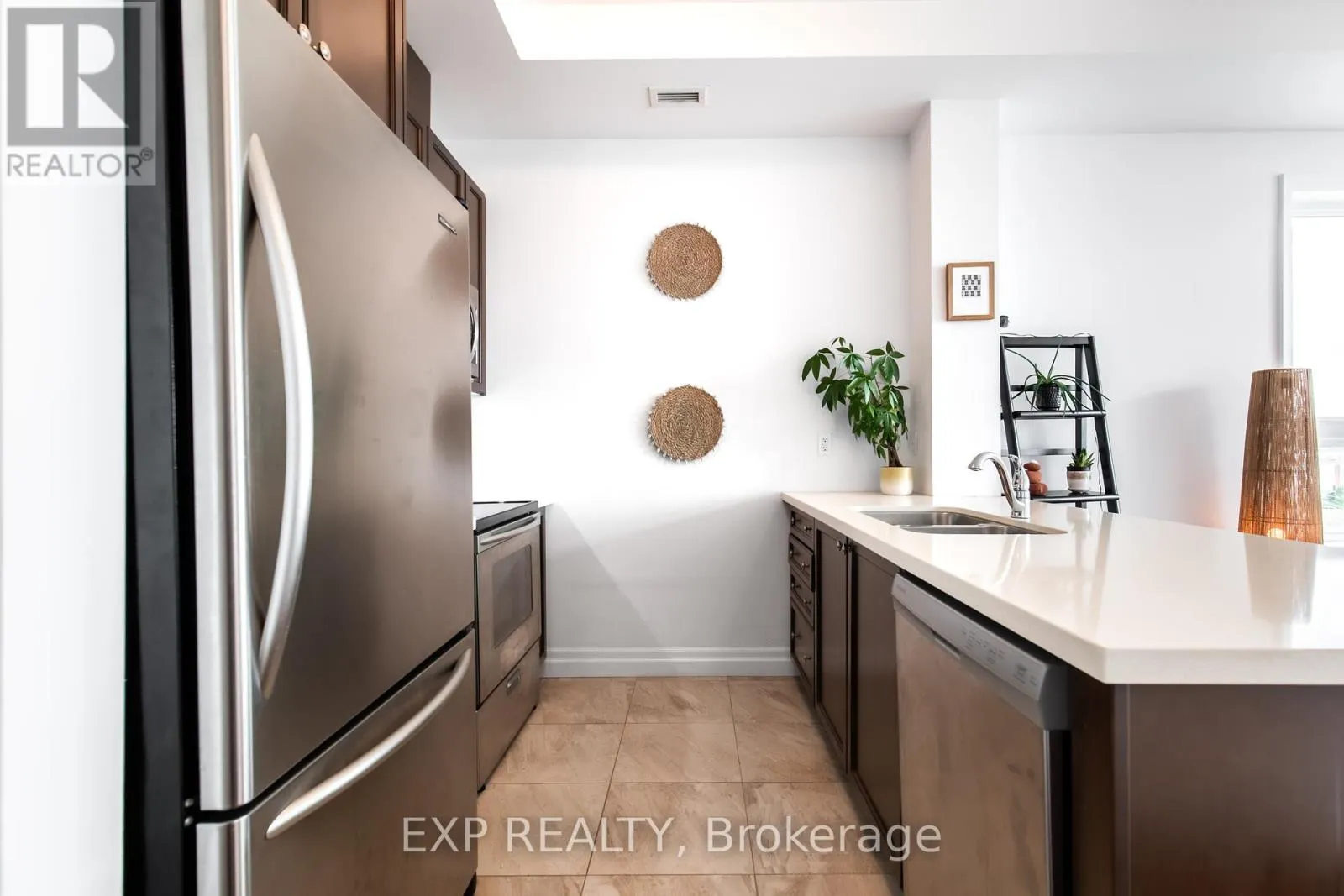 620 - 101 SHOREVIEW PLACE
