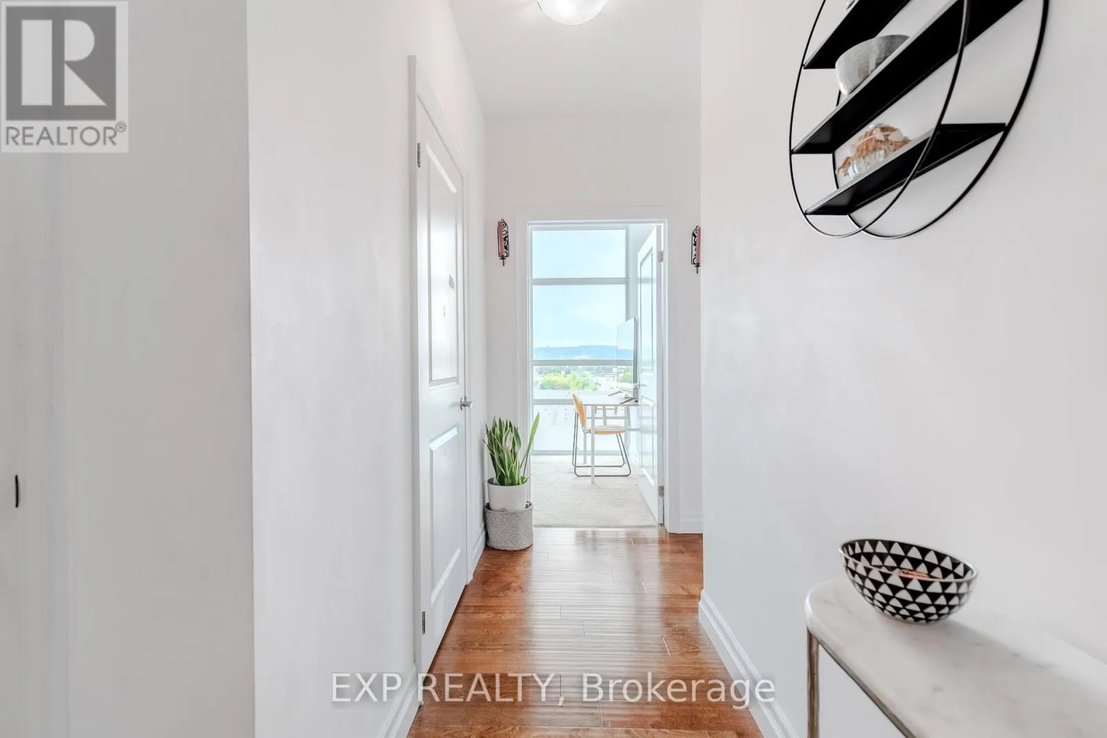 620 - 101 SHOREVIEW PLACE