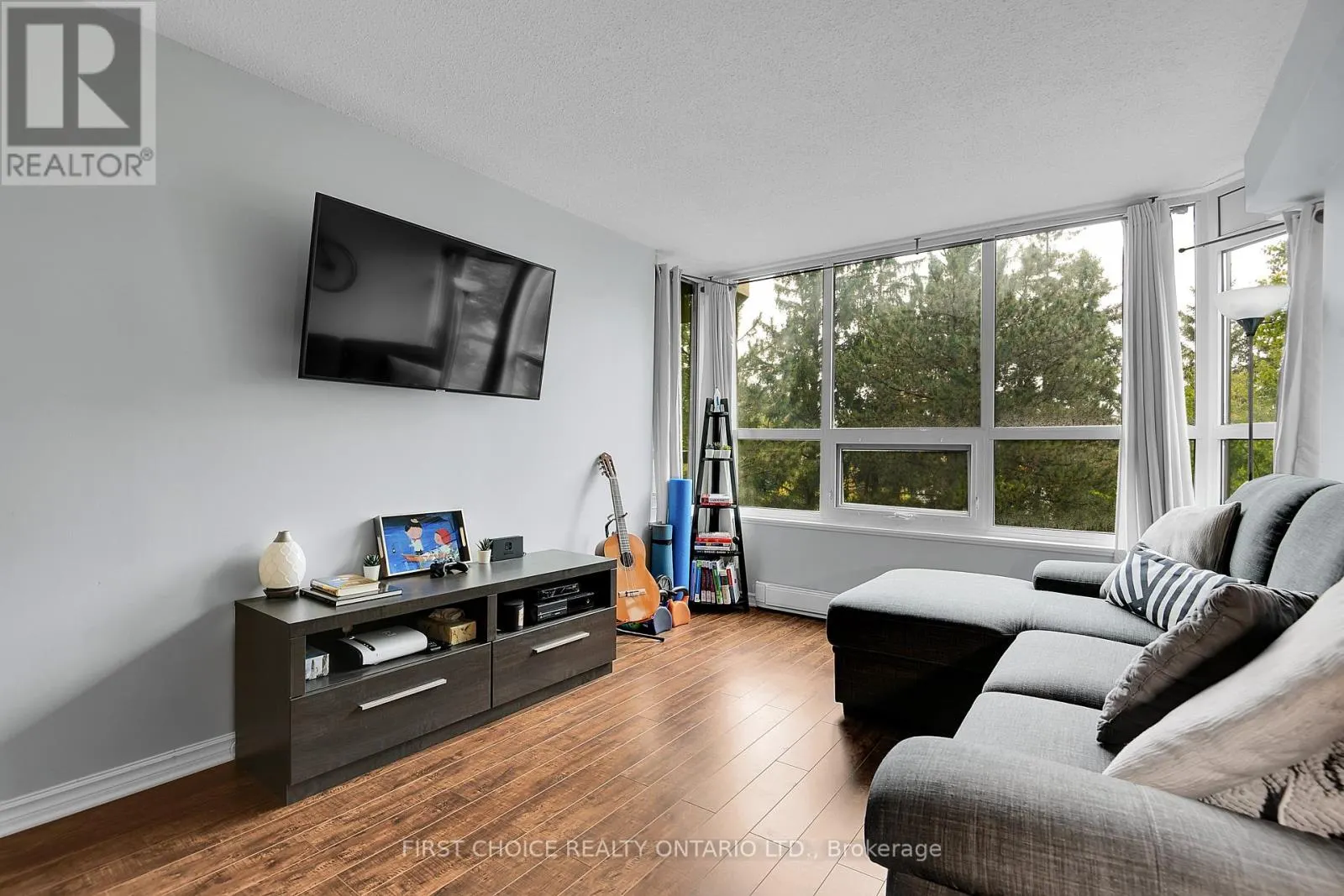 303 - 1500 RIVERSIDE DRIVE