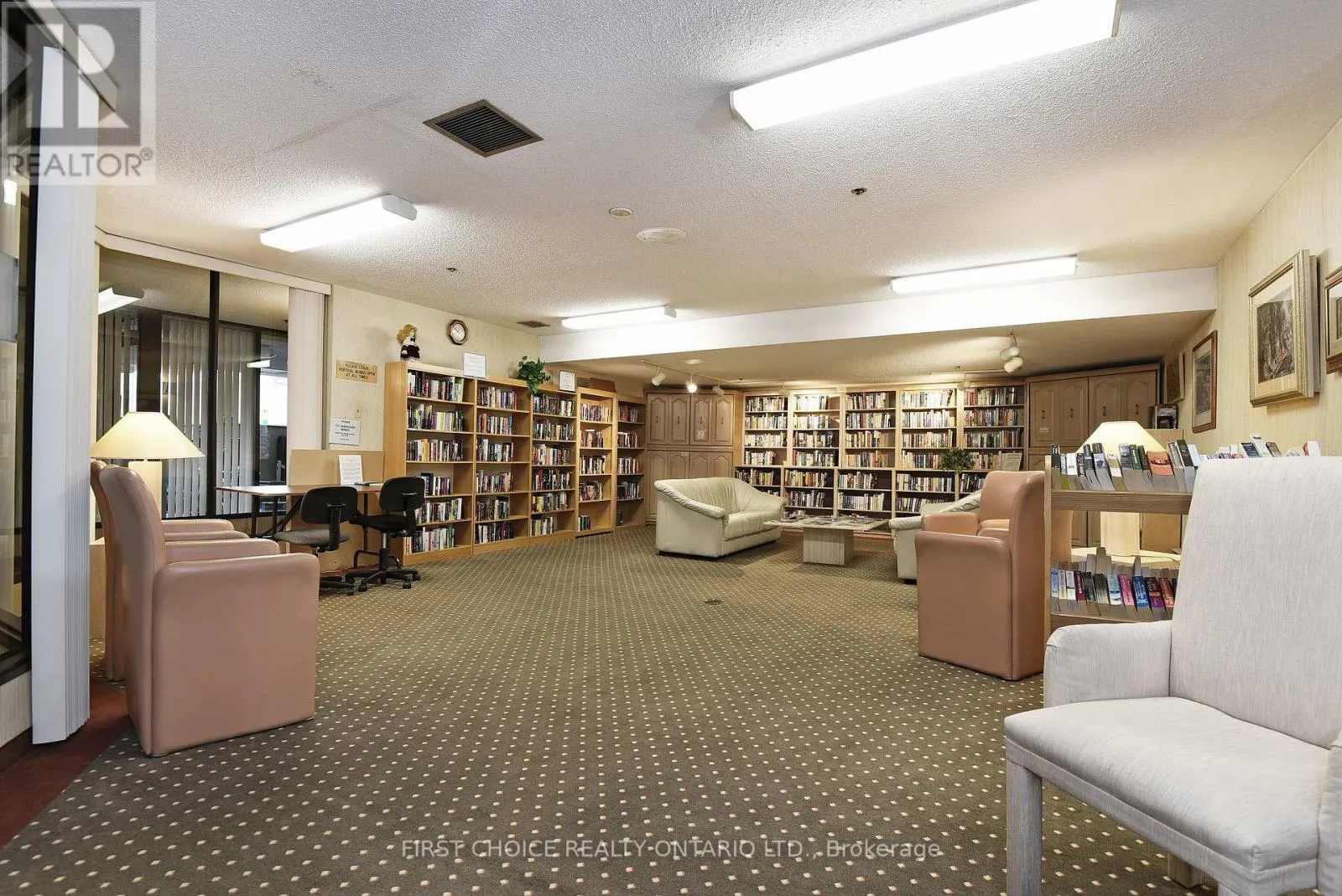 303 - 1500 RIVERSIDE DRIVE