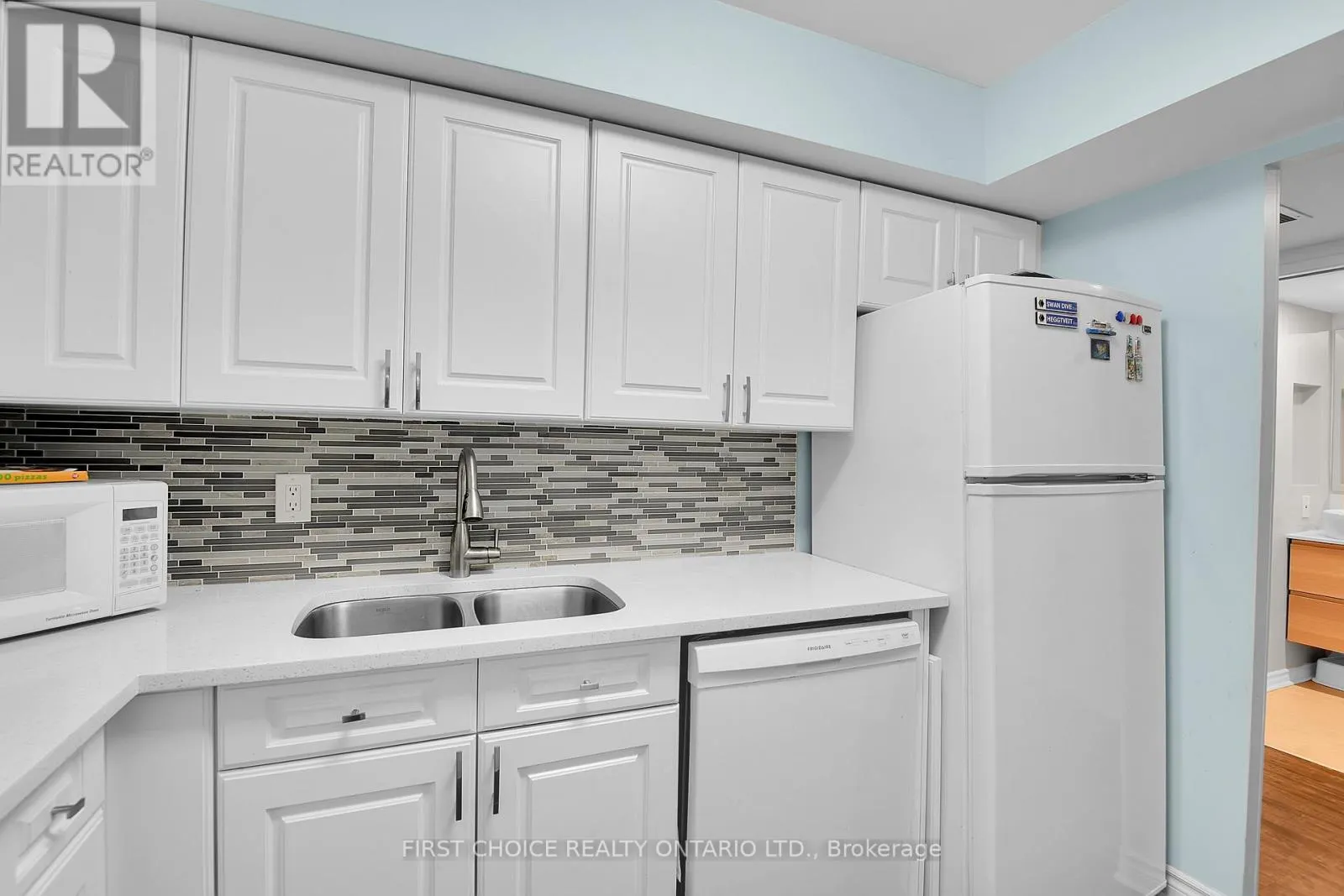 303 - 1500 RIVERSIDE DRIVE