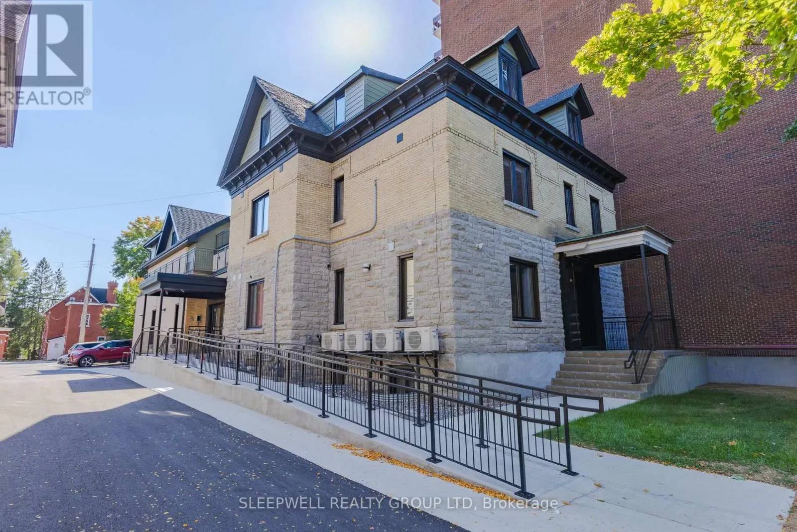 103 - 476 WILBROD STREET