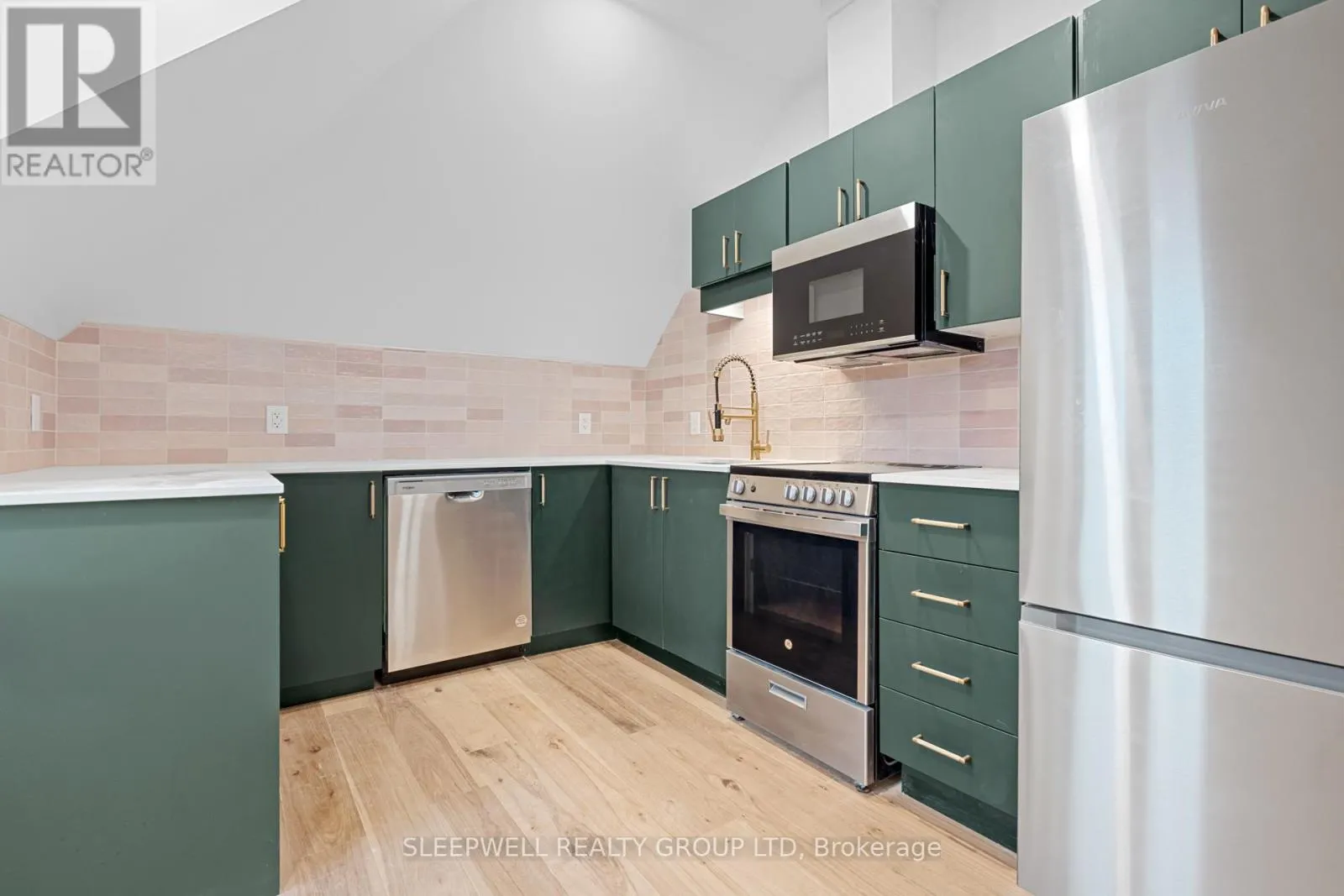 301 - 476 WILBROD STREET