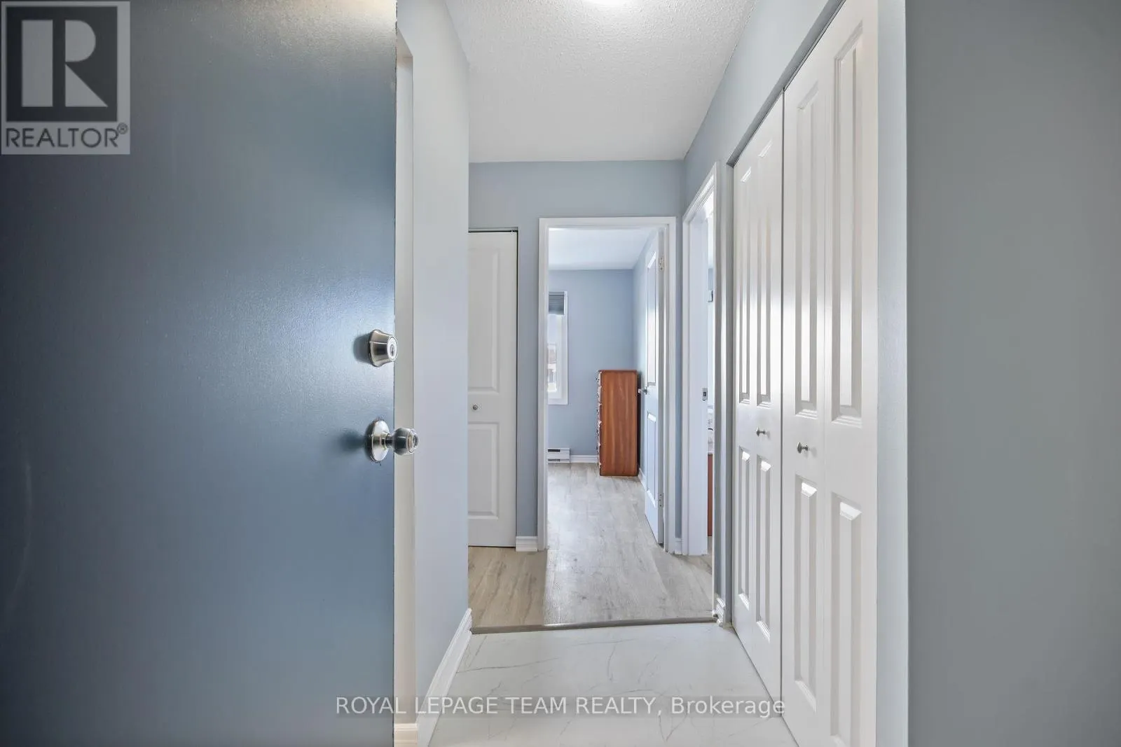201B - 2041 ARROWSMITH DRIVE