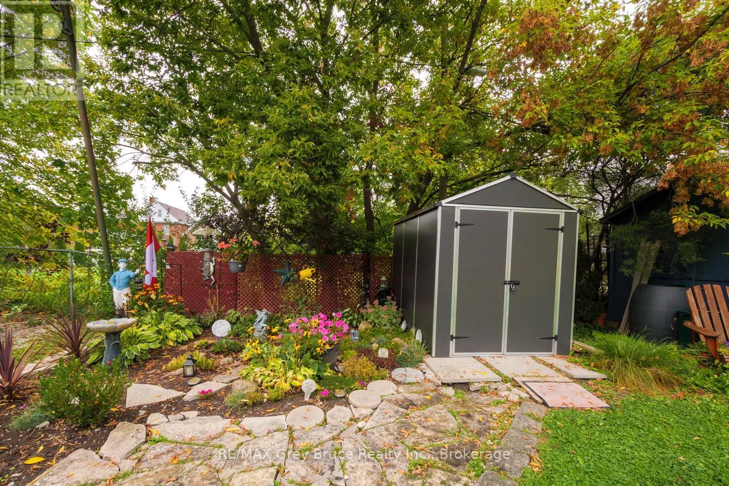 478 13TH STREET W