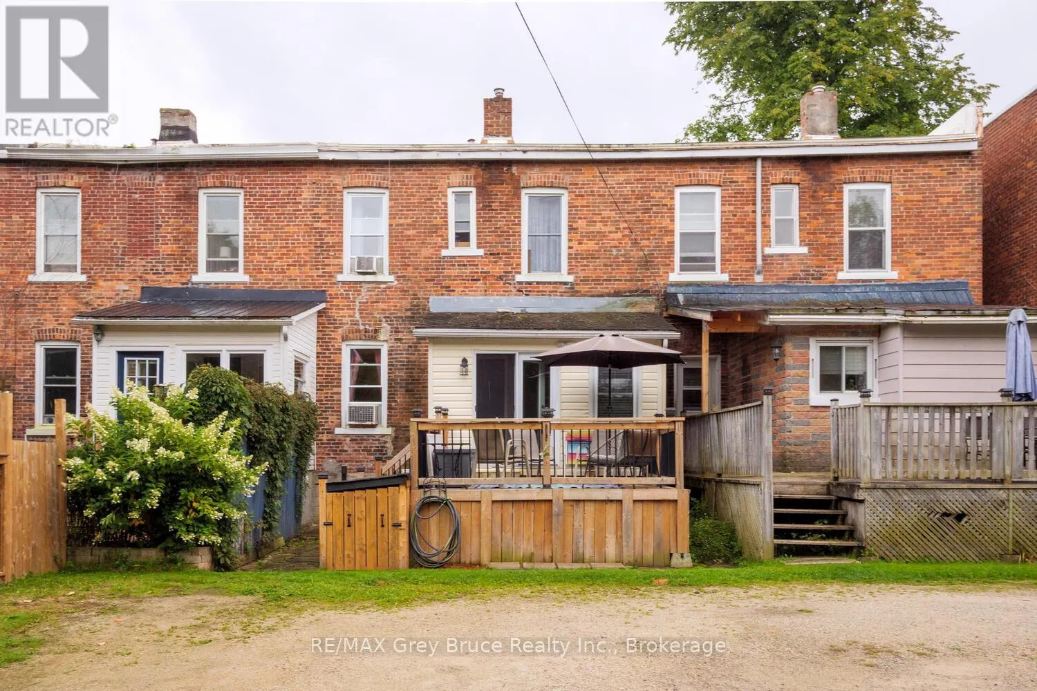 478 13TH STREET W