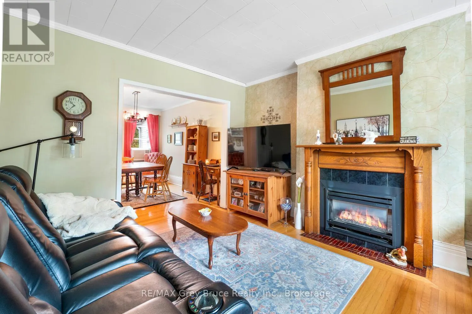 478 13TH STREET W