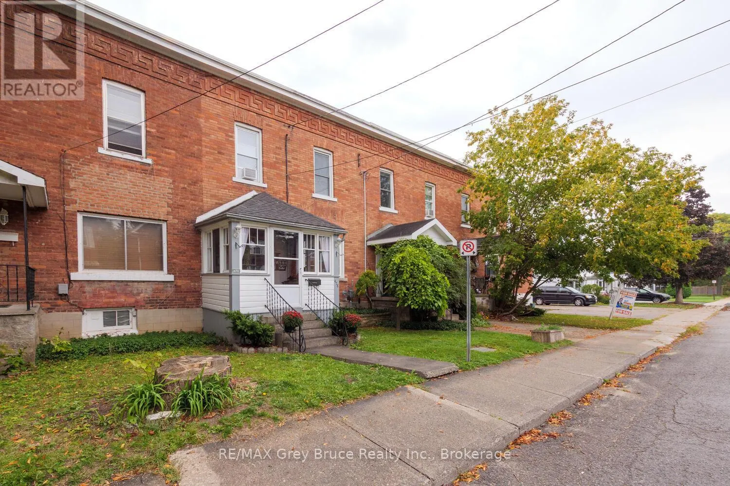 478 13TH STREET W