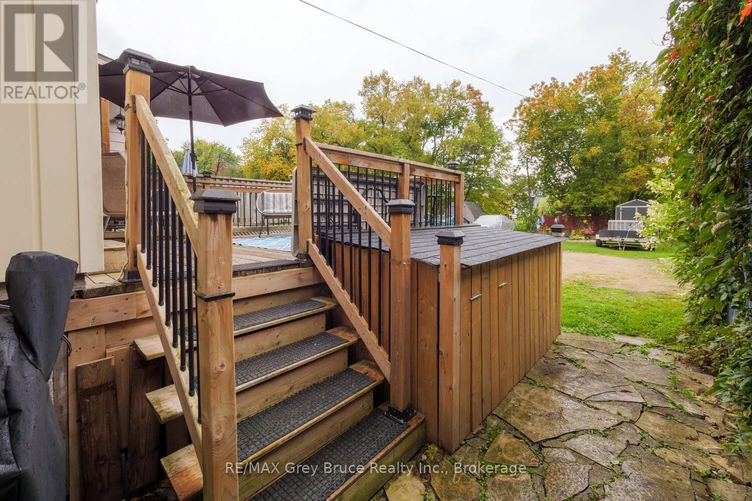 478 13TH STREET W
