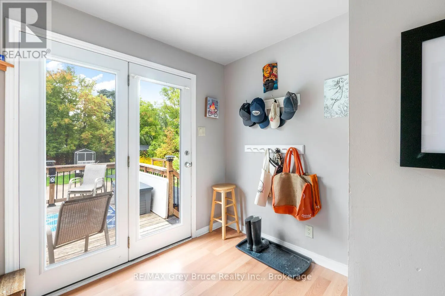 478 13TH STREET W
