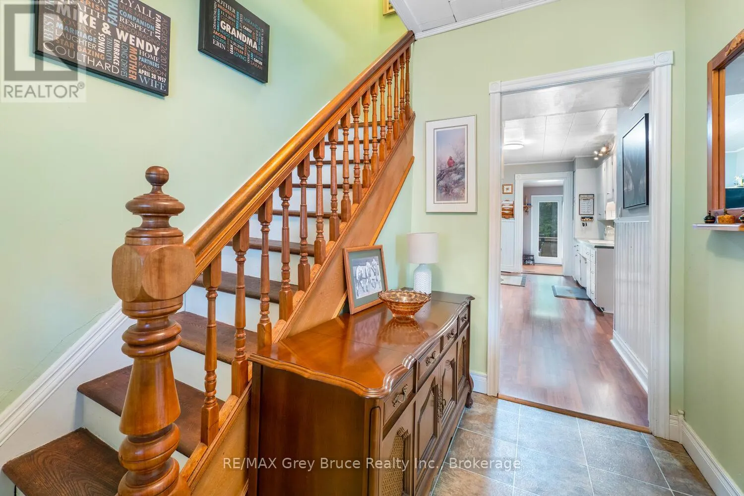 478 13TH STREET W
