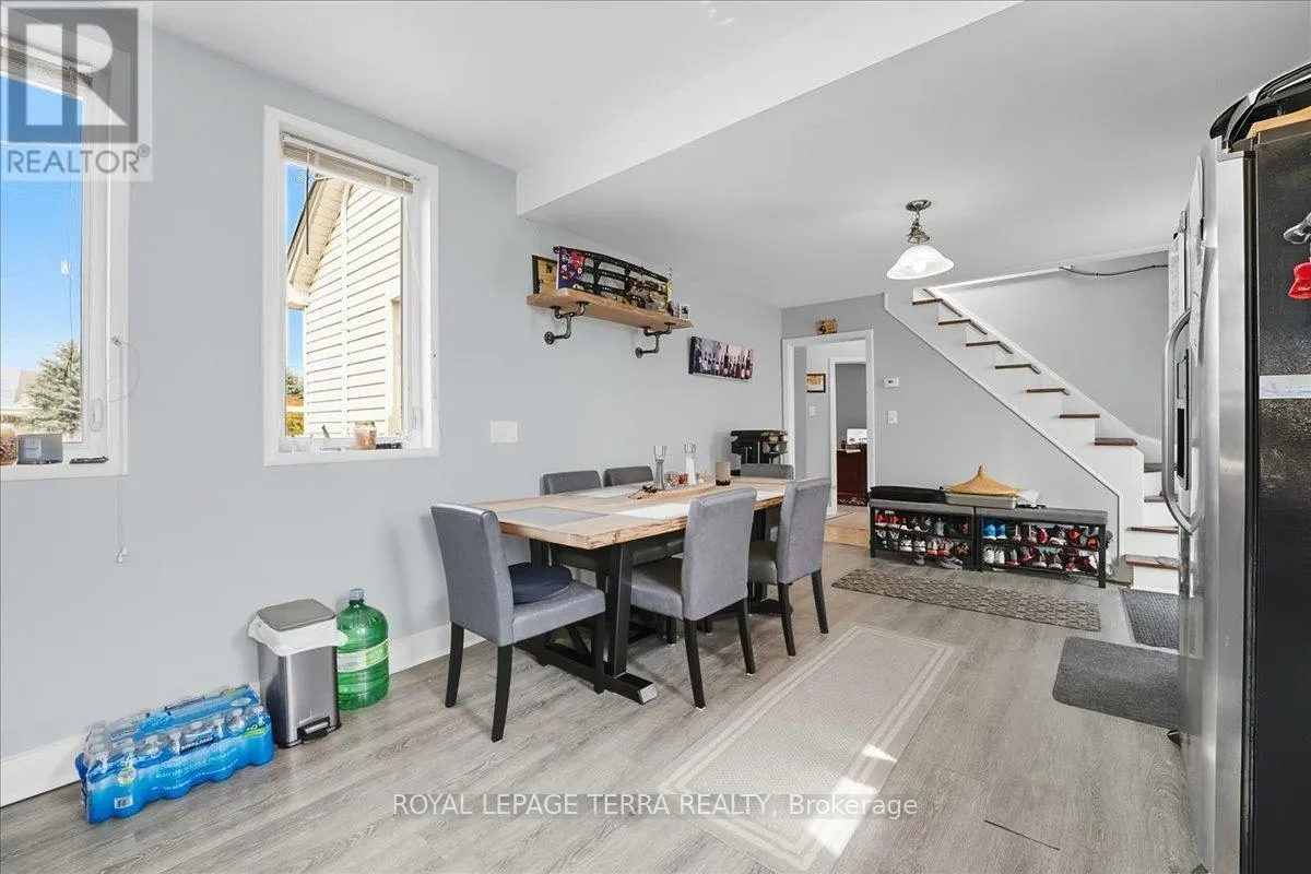 13029 LUNDYS LANE