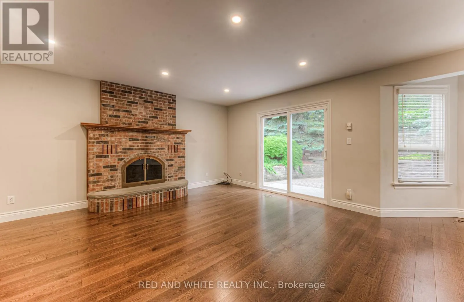 2 MORNINGVIEW PLACE
