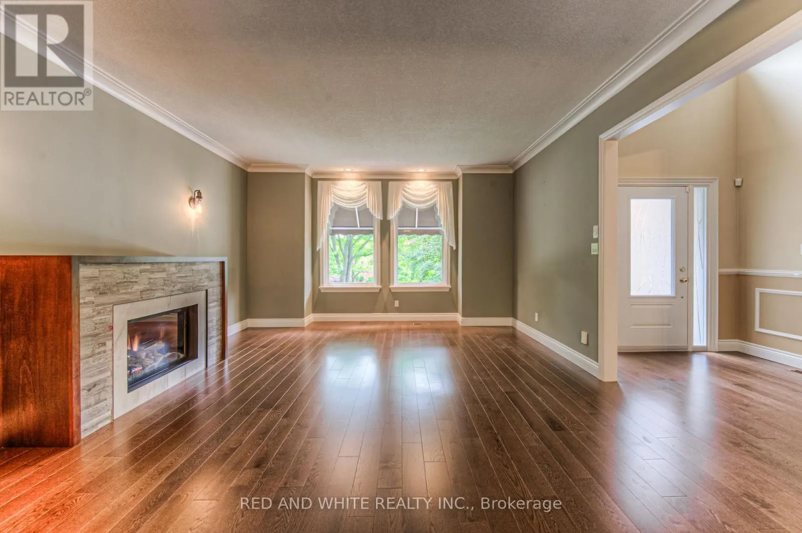 2 MORNINGVIEW PLACE