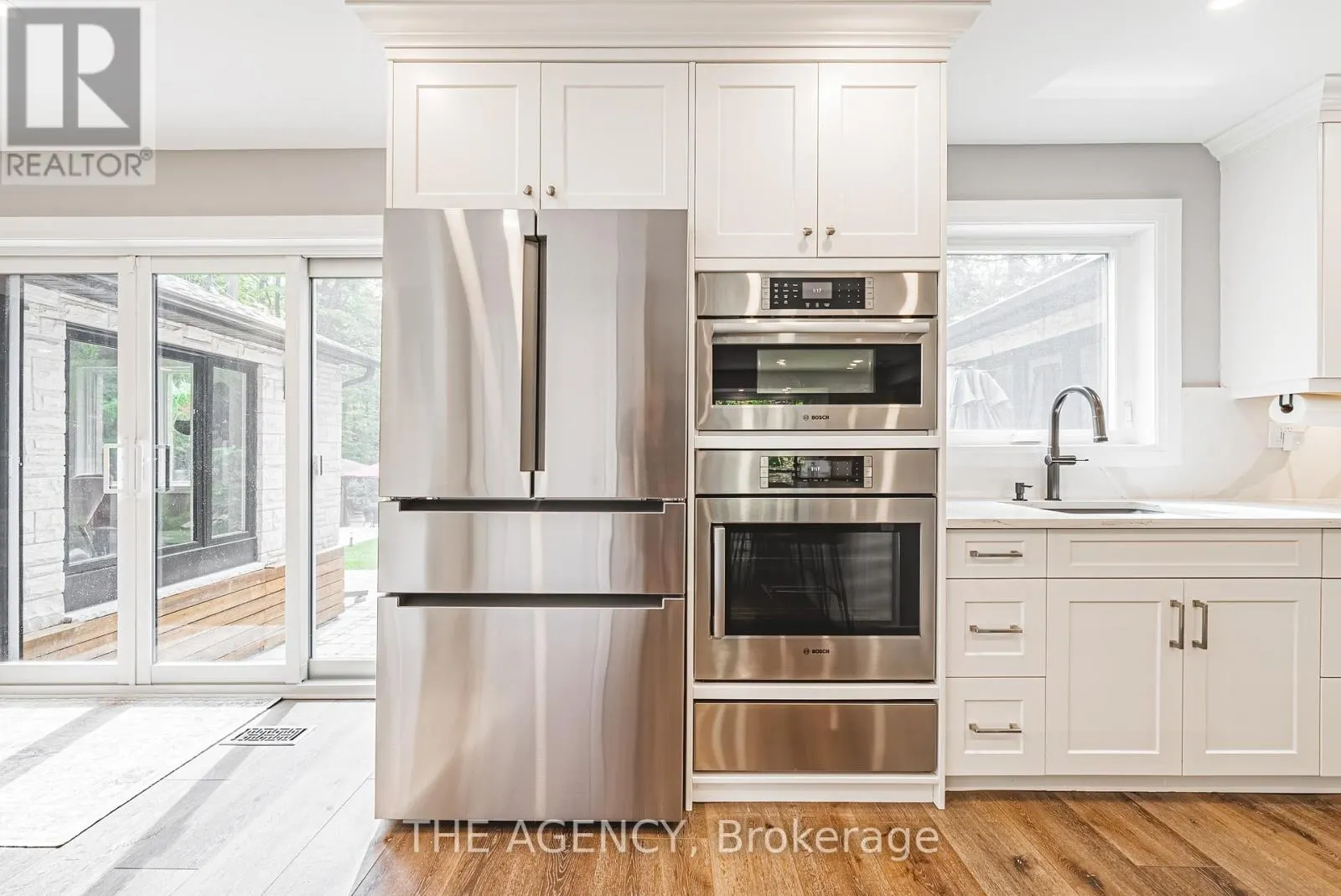 45 GOLF CLUB ROAD E
