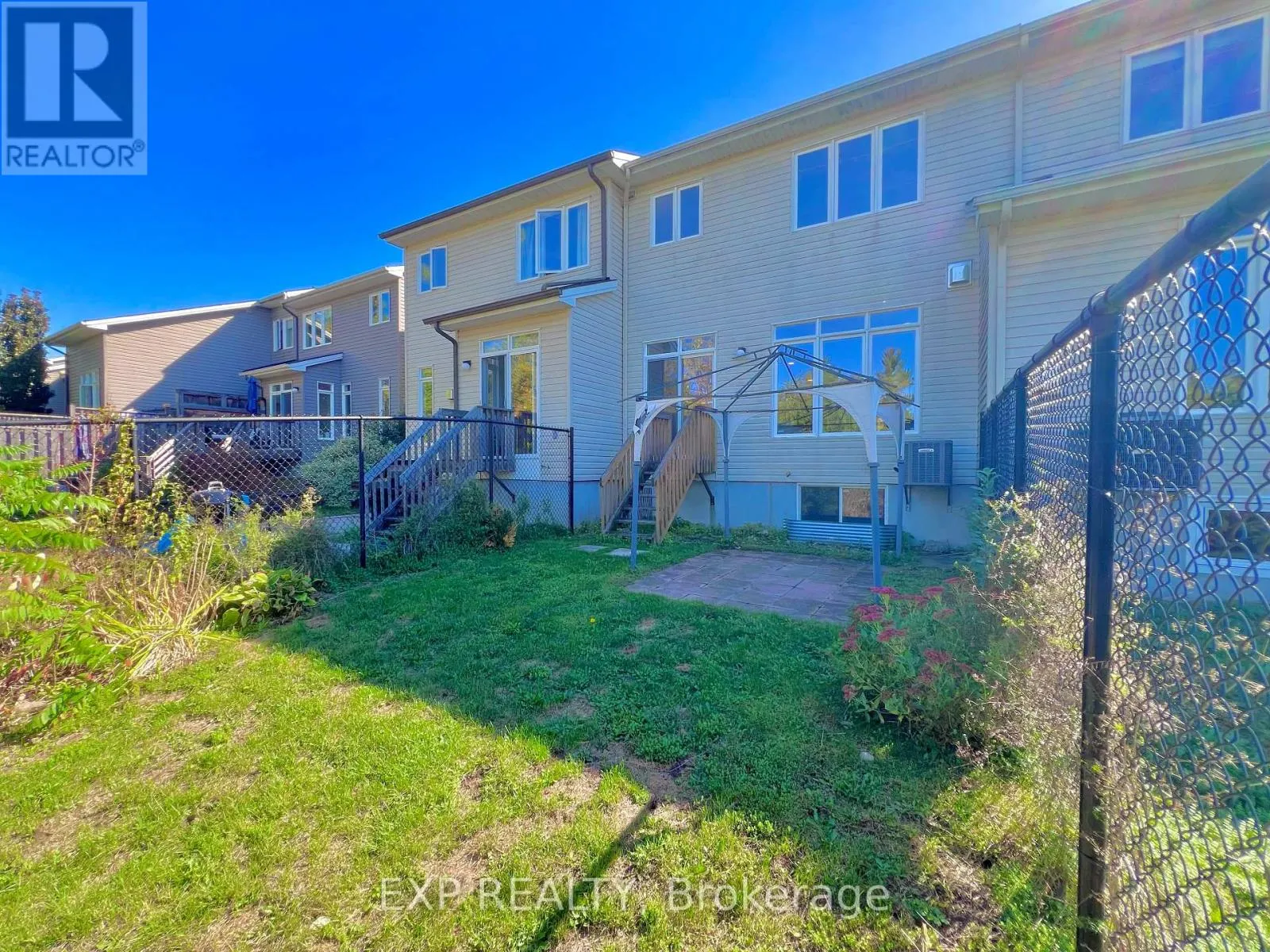 457 FOXHALL WAY