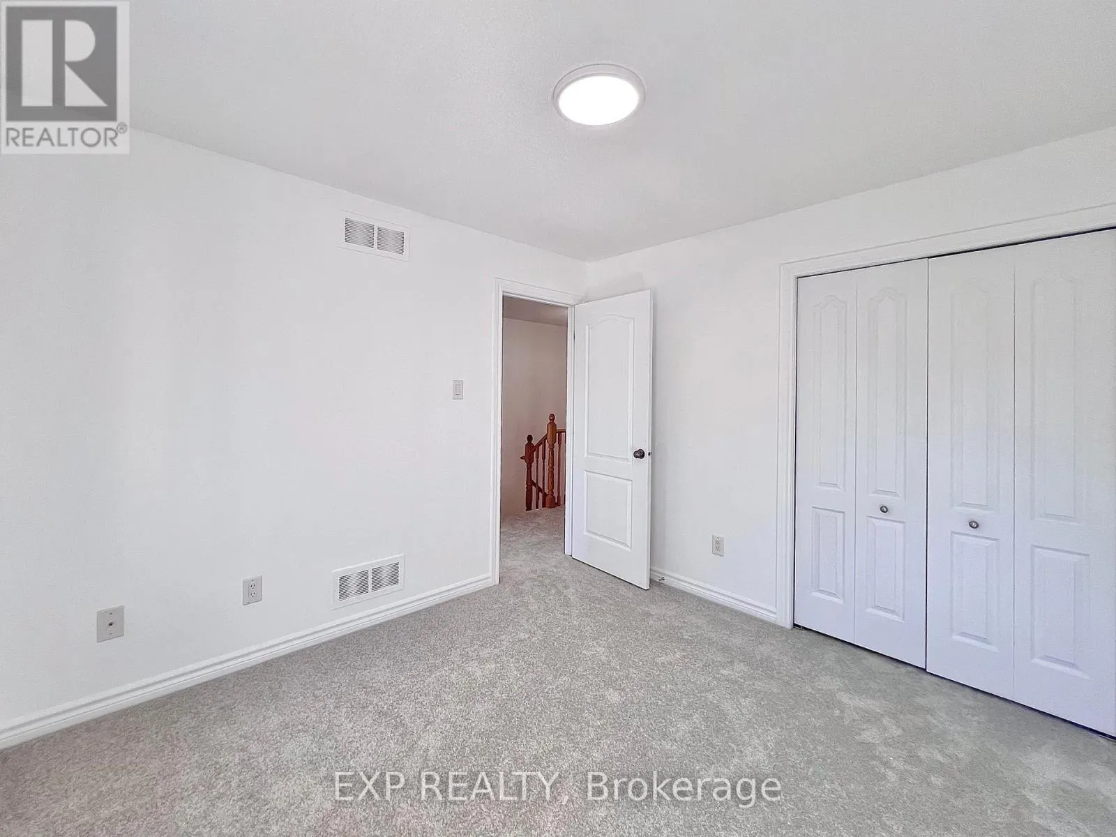 457 FOXHALL WAY