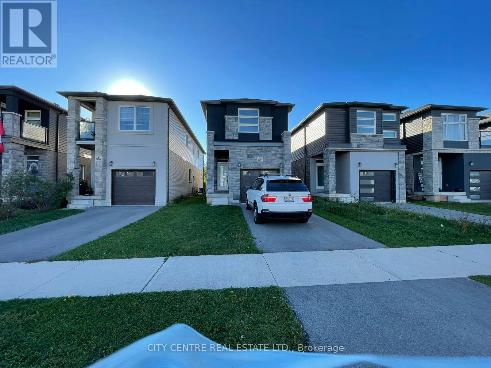 308 LOUISE STREET