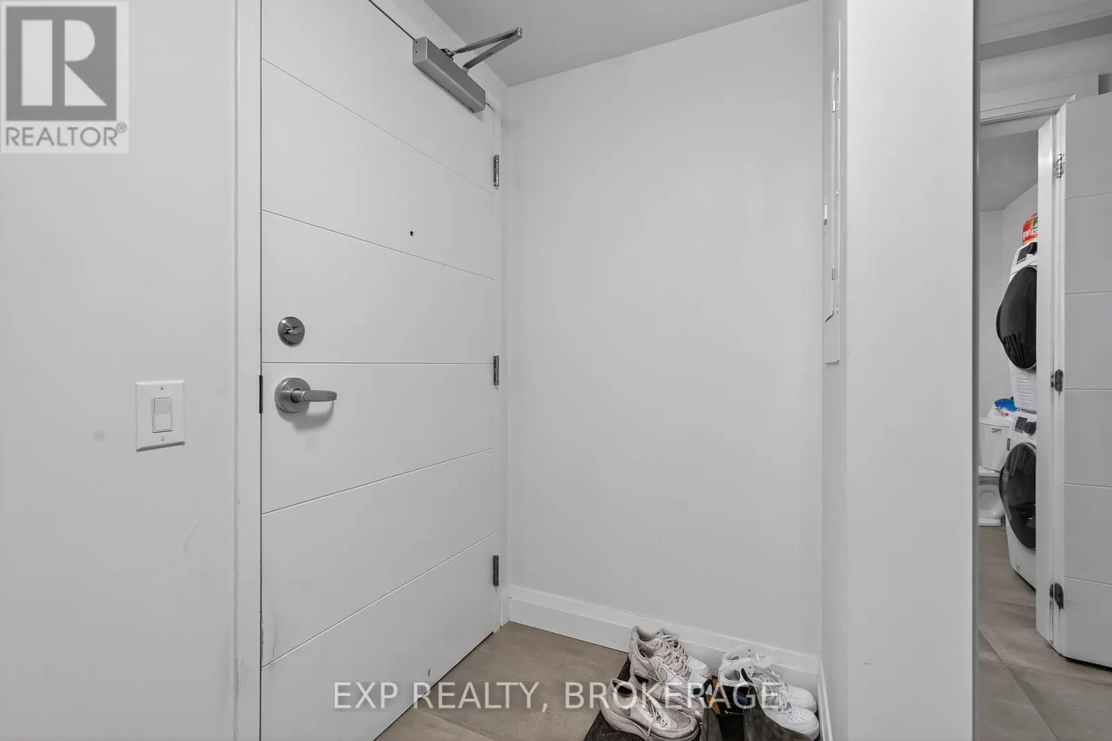 407 - 652 PRINCESS STREET, #407