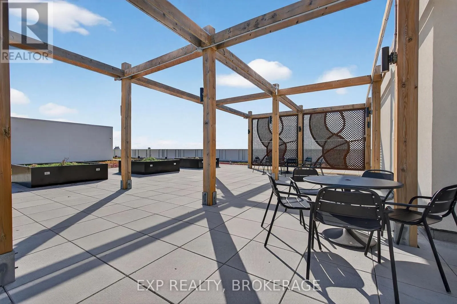 407 - 652 PRINCESS STREET, #407