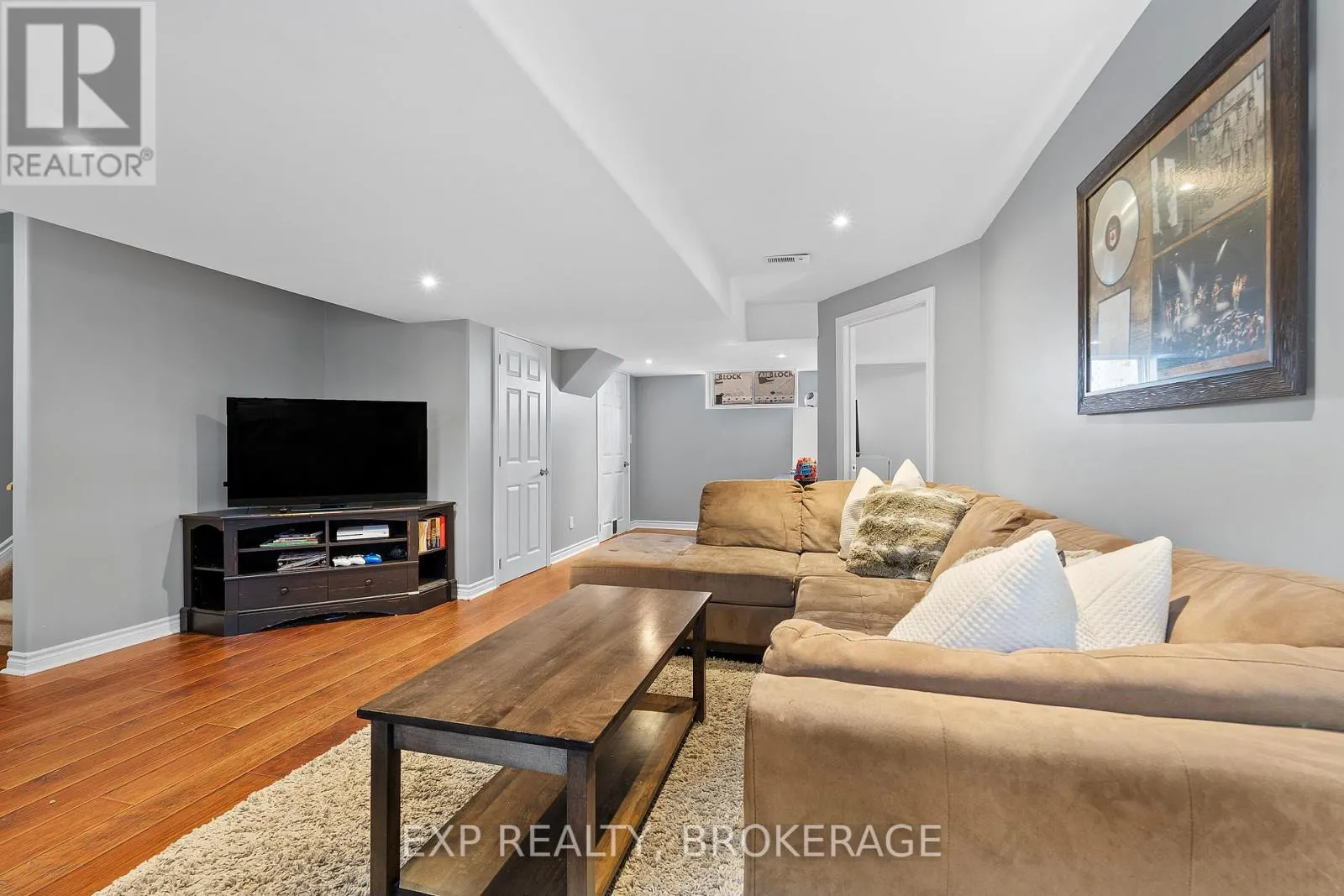 120 MCDONOUGH CRESCENT