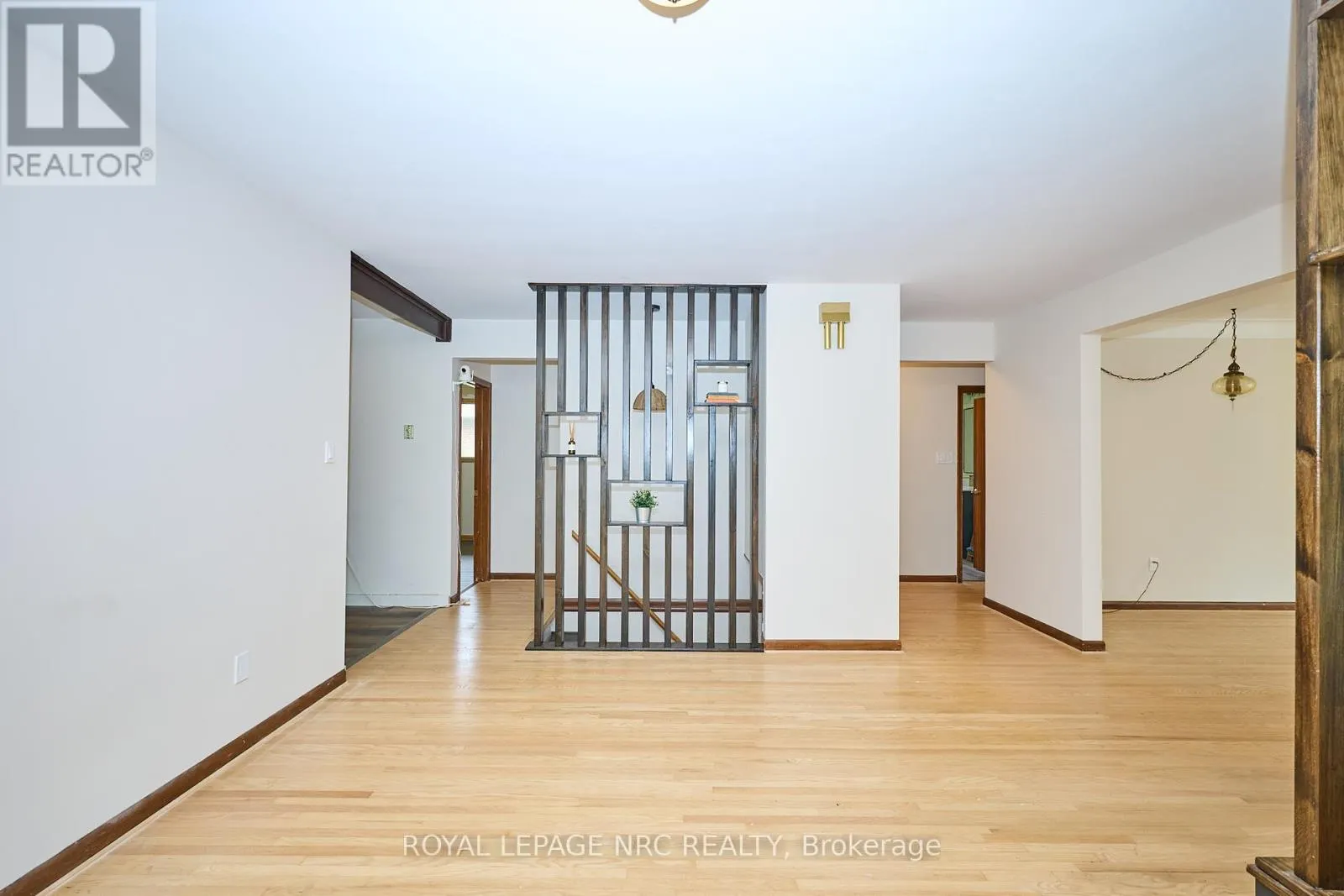 17 ALAN CRESCENT