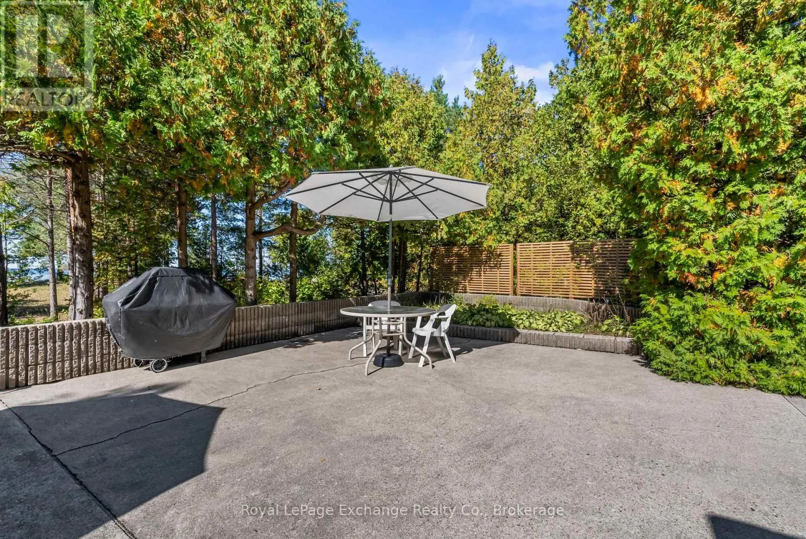 10 EDGEMERE AVENUE