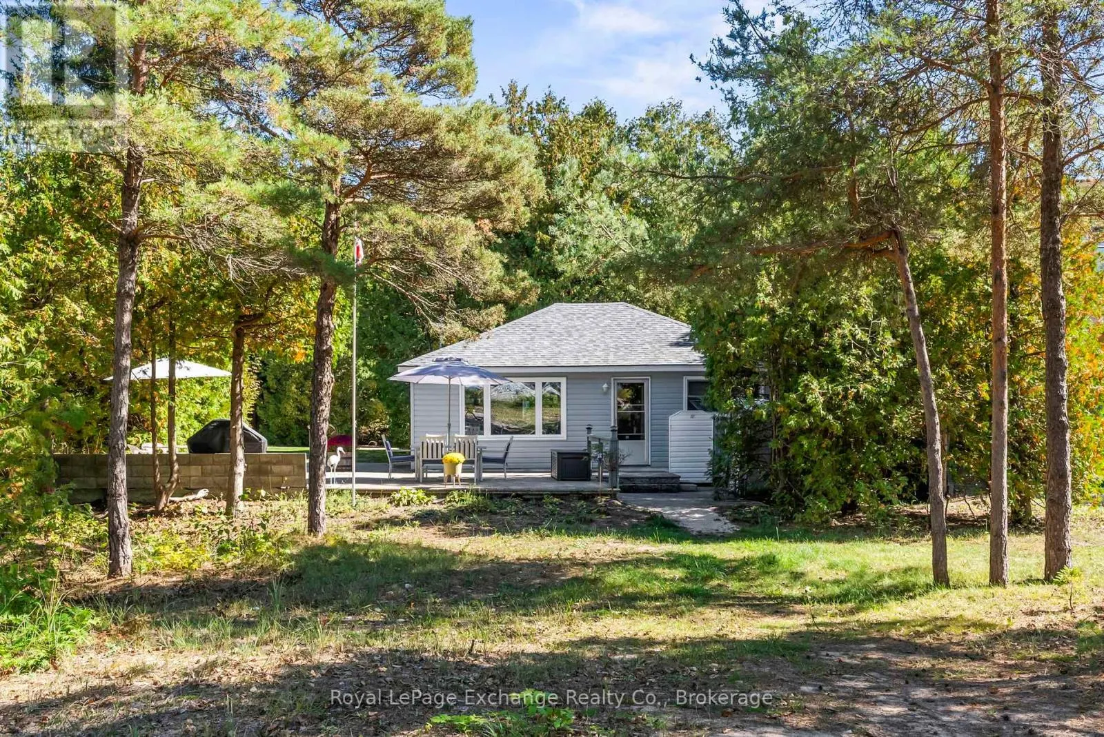 10 EDGEMERE AVENUE