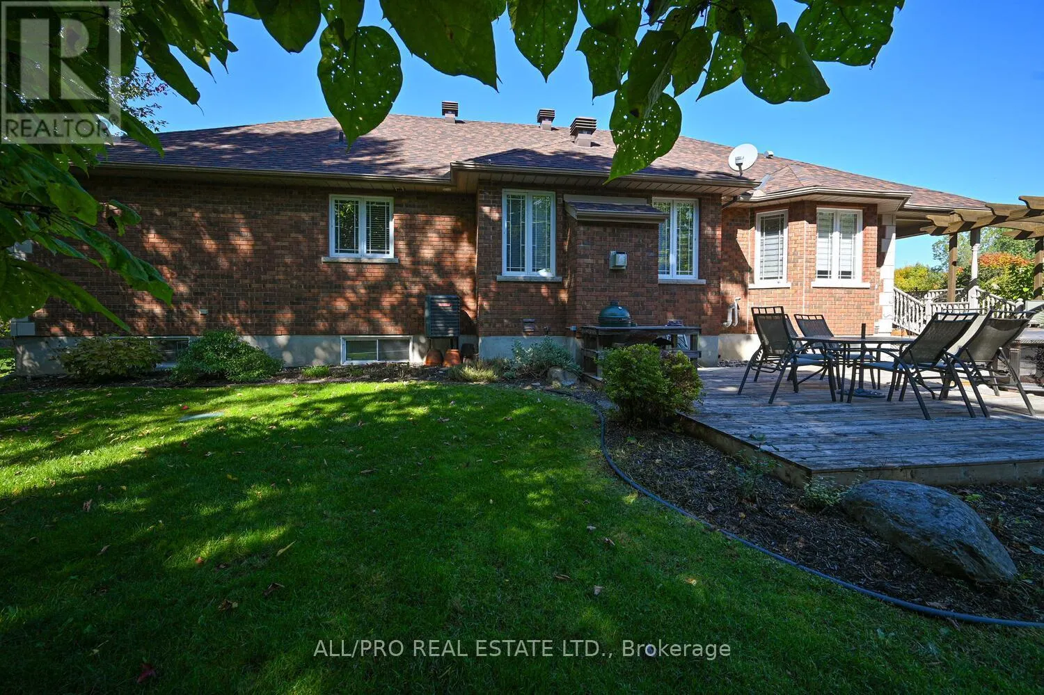 1238 TINTERN DRIVE W